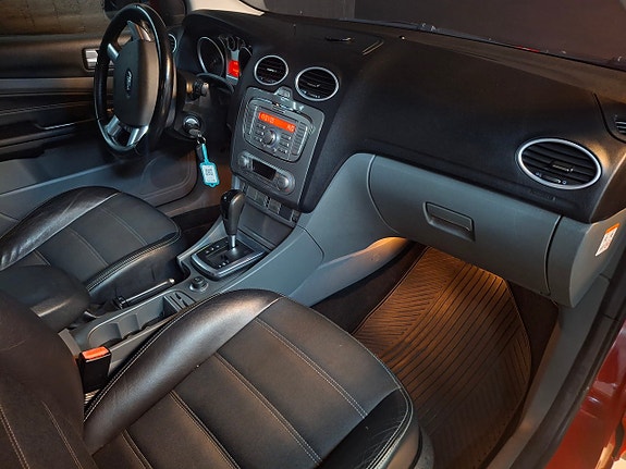 Ford Focus 3 of 9