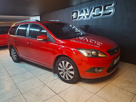 Ford Focus 2 of 9