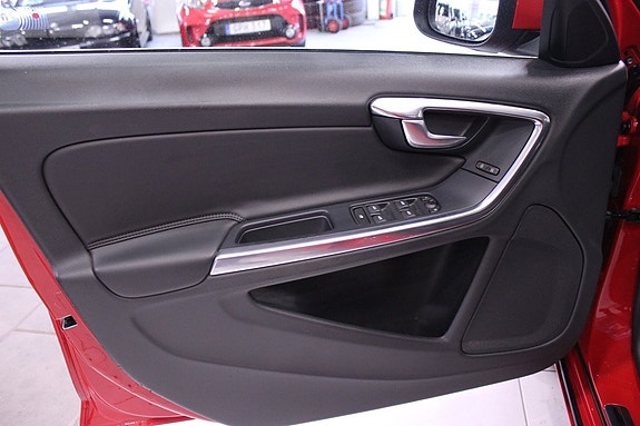 Volvo V60 30 of 30