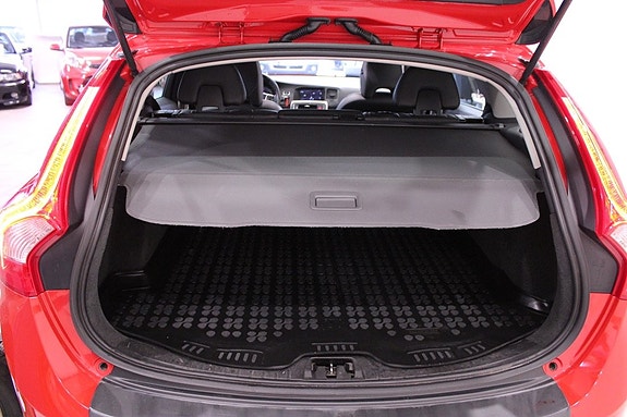 Volvo V60 27 of 30