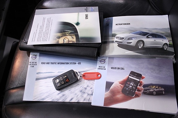 Volvo V60 25 of 30