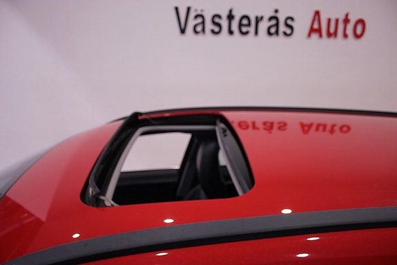 Volvo V60 9 of 30
