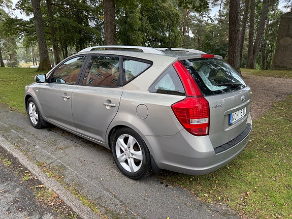 Kia Ceed 5 of 10