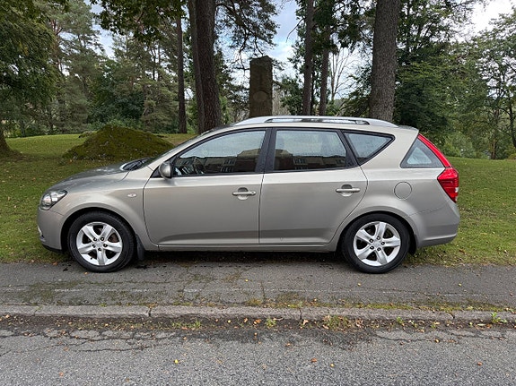 Kia Ceed 4 of 10