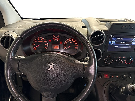 Peugeot Partner 10 of 15