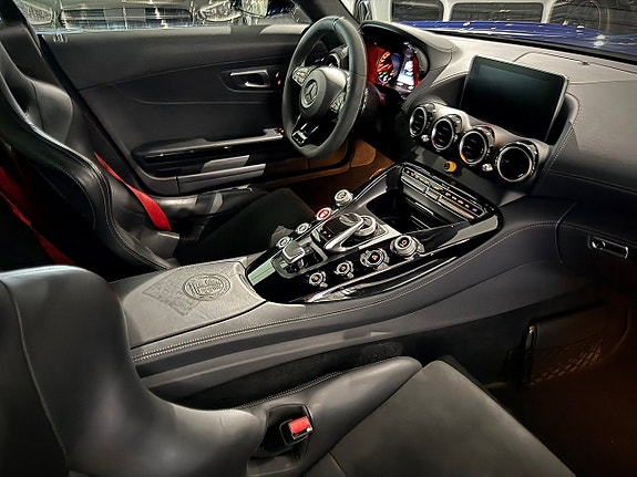 Mercedes-Benz AMG GT R 24 of 24