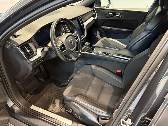 Volvo V60 9 of 18