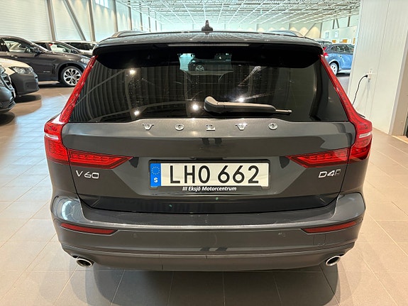 Volvo V60 7 of 18