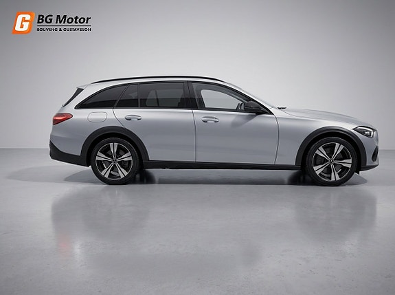 Mercedes-Benz C220 d 2 of 16