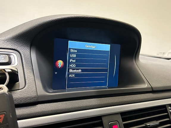 Volvo V70 23 of 30