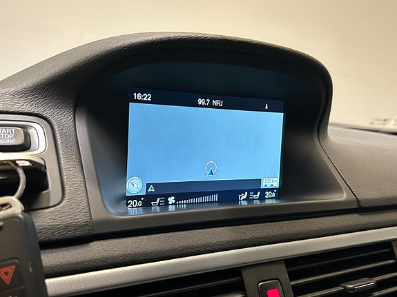 Volvo V70 22 of 30