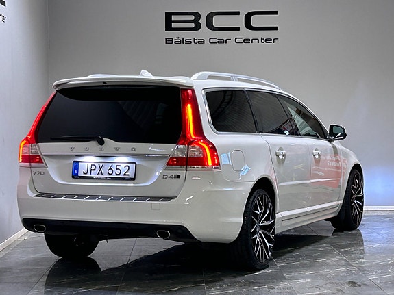 Volvo V70 9 of 30