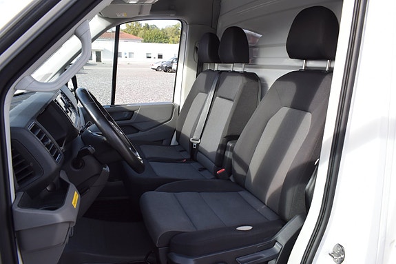Volkswagen Crafter 7 of 18