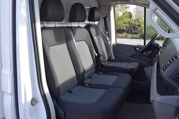 Volkswagen Crafter 8 of 18