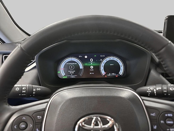 Toyota RAV4 14 of 21