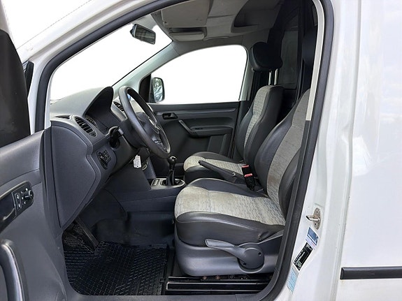Volkswagen Caddy 17 of 19