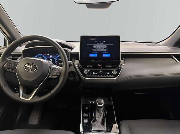Toyota Corolla Cross 8 of 14