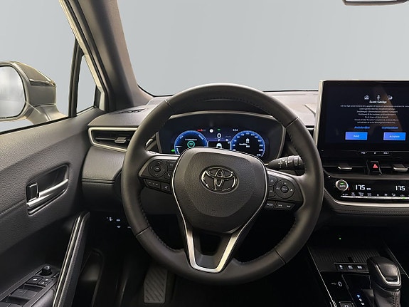 Toyota Corolla Cross 9 of 14