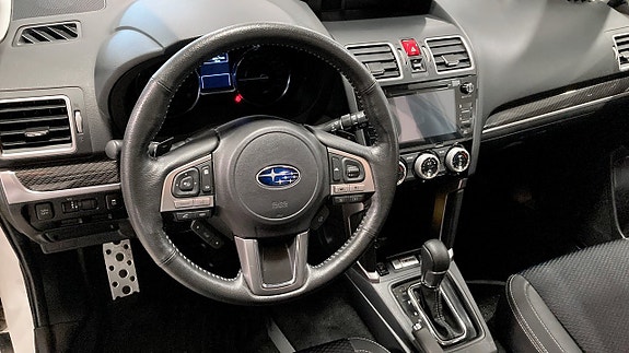 Subaru Forester 5 of 9