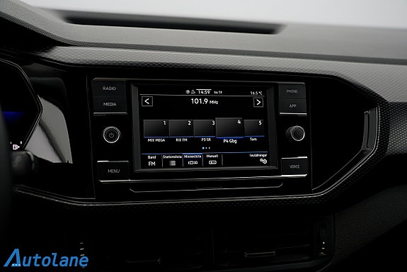 Volkswagen T-Cross 25 of 30