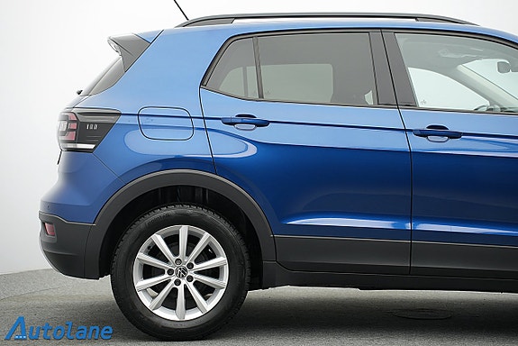 Volkswagen T-Cross 17 of 30