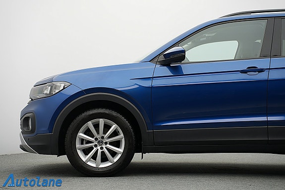 Volkswagen T-Cross 12 of 30