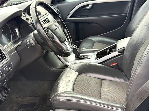 Volvo V70 10 of 11