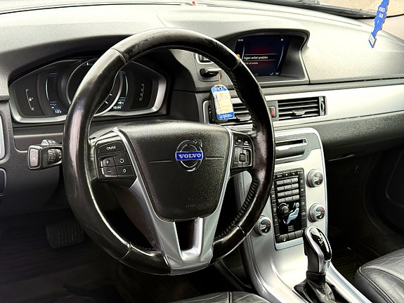 Volvo V70 11 of 11