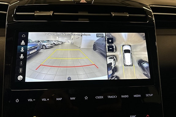 Hyundai Tucson 13 of 21