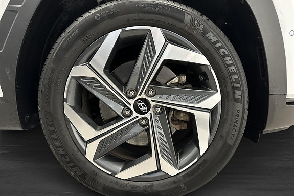 Hyundai Tucson 21 of 21