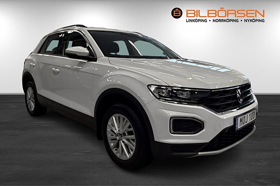 Volkswagen T-Roc 3 of 17