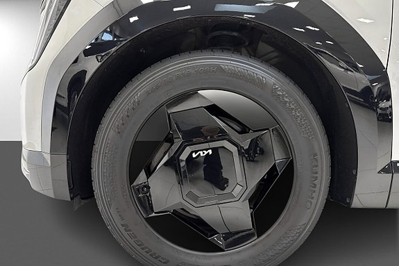 Kia EV9 15 of 25