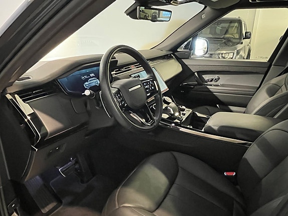 Land Rover Range Rover Sport 7 of 10