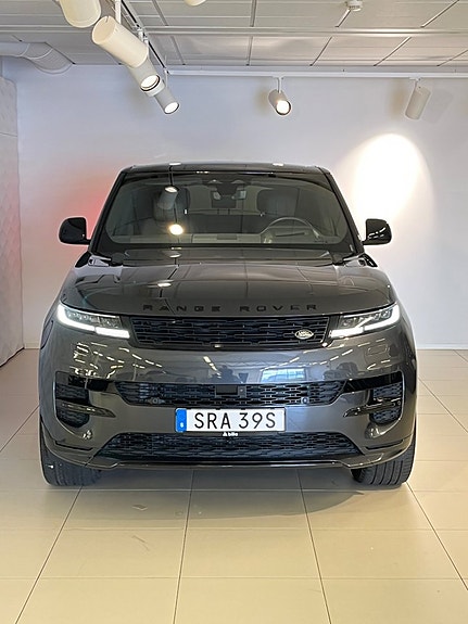 Land Rover Range Rover Sport 3 of 10