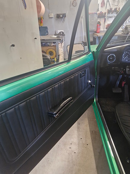 Ford Escort 7 of 12