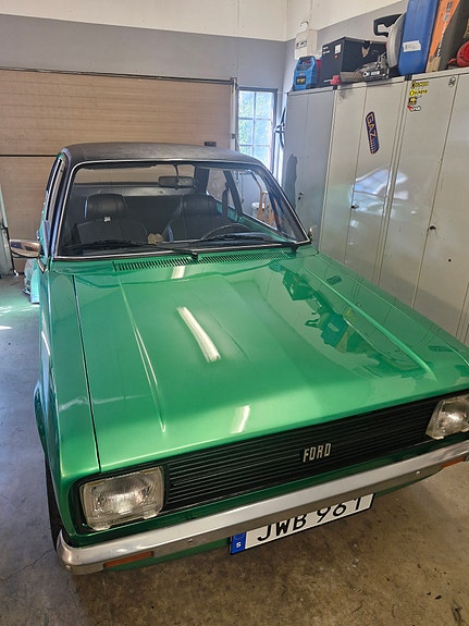 Ford Escort 4 of 12