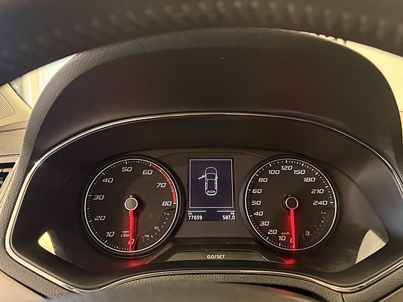 Seat Ibiza 16 of 17