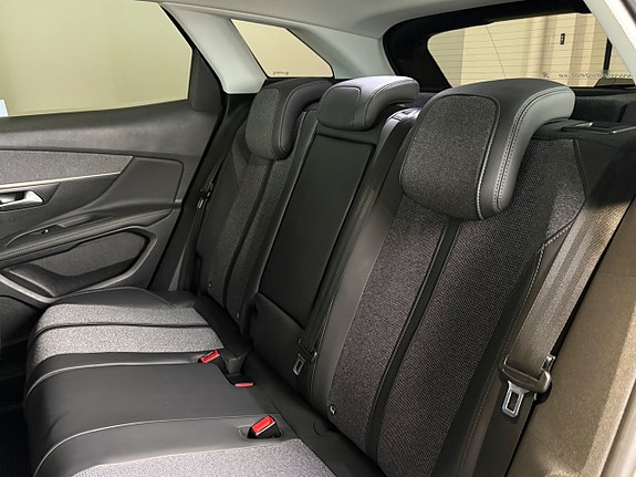 Peugeot 3008 9 of 22