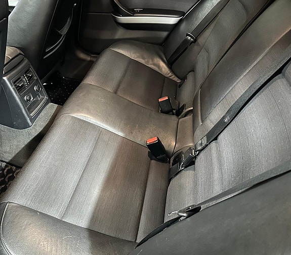 BMW 320d 19 of 20