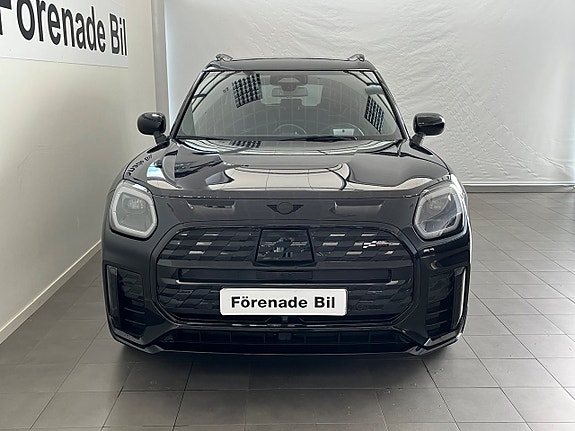 MINI Countryman E 2 of 14