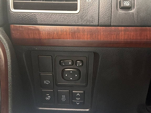 Toyota Land Cruiser 15 of 30