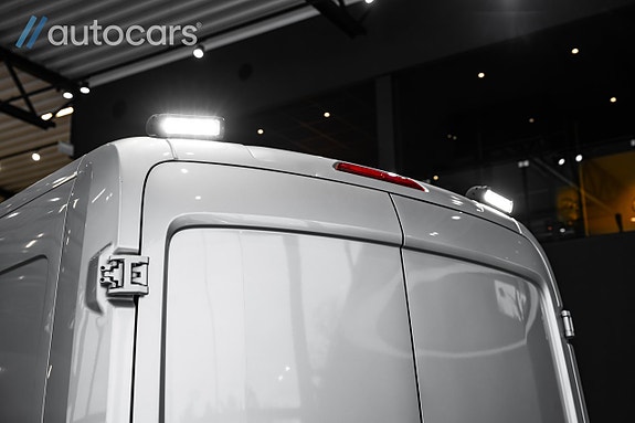 Ford Transit 12 of 27
