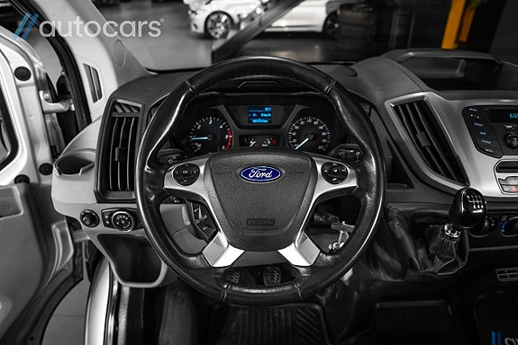 Ford Transit 17 of 27