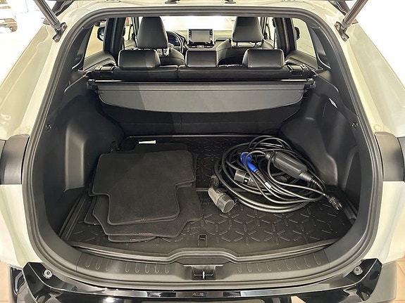 Toyota RAV4 17 of 17