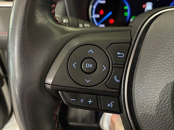 Toyota RAV4 14 of 17