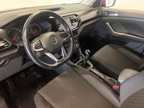 Volkswagen T-Cross 14 of 16