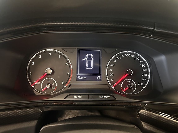 Volkswagen T-Cross 11 of 16
