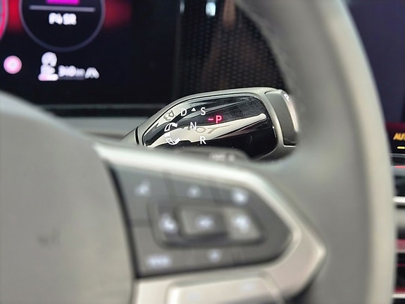 Volkswagen Tiguan 15 of 22