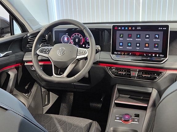 Volkswagen Tiguan 10 of 22