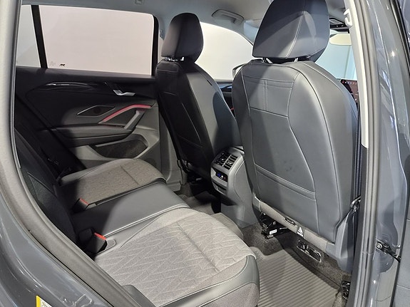 Volkswagen Tiguan 19 of 22